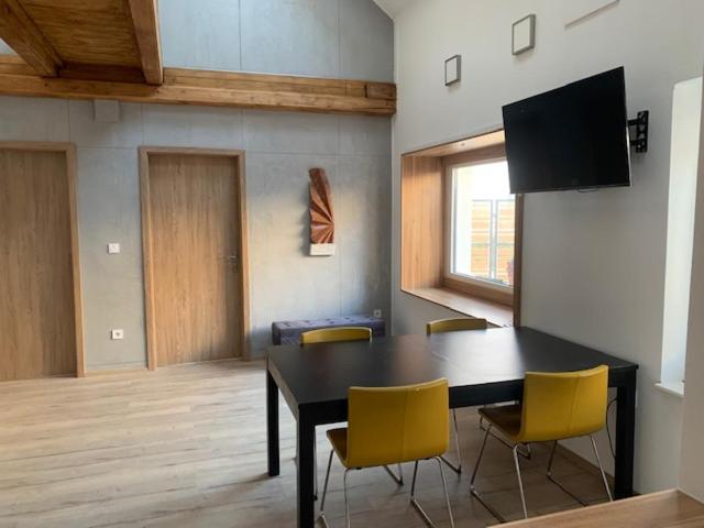 Loft Piheno Es Wellness Haz Villa Balatonfured Exterior photo