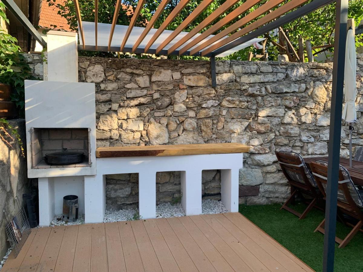 Loft Piheno Es Wellness Haz Villa Balatonfured Exterior photo